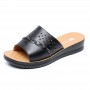 A New Summer Style Soft Sole Comfortable Sandal With Hollow Leather For Middle-Aged And Elderly Mothers, Sold Directly By The Manufacturer